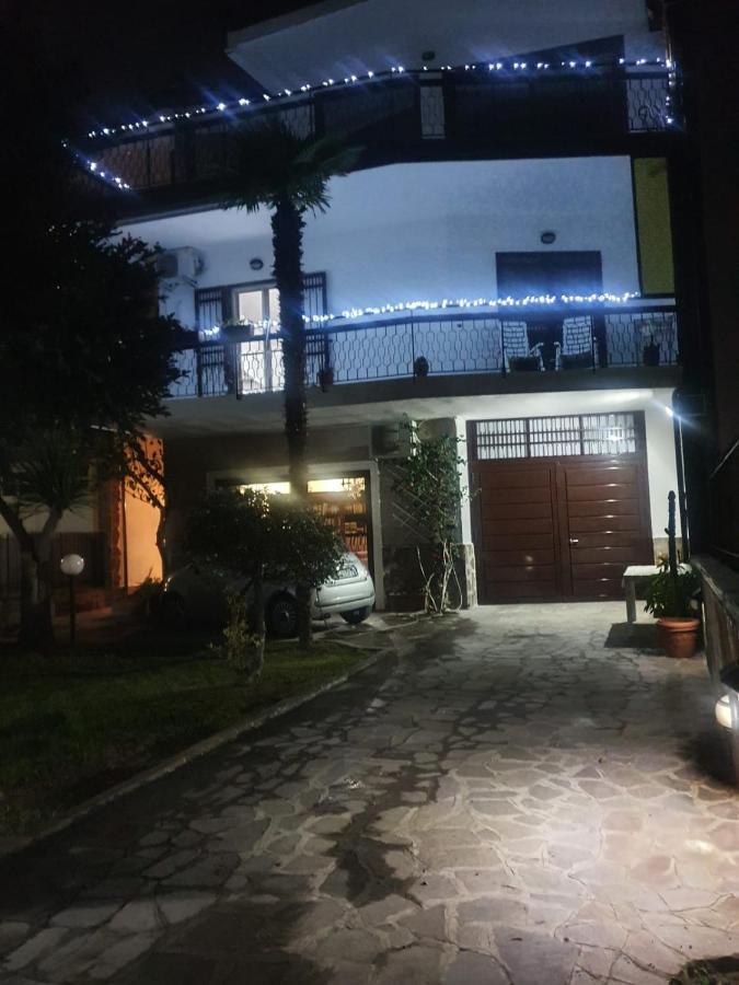 Ospitalita Il Noce Panzió Brusciano Kültér fotó